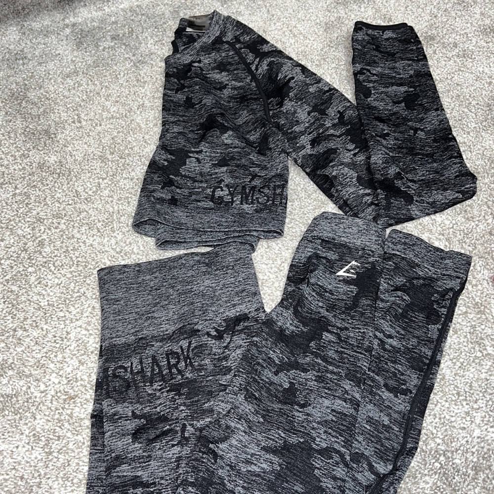 Gym shark matching set